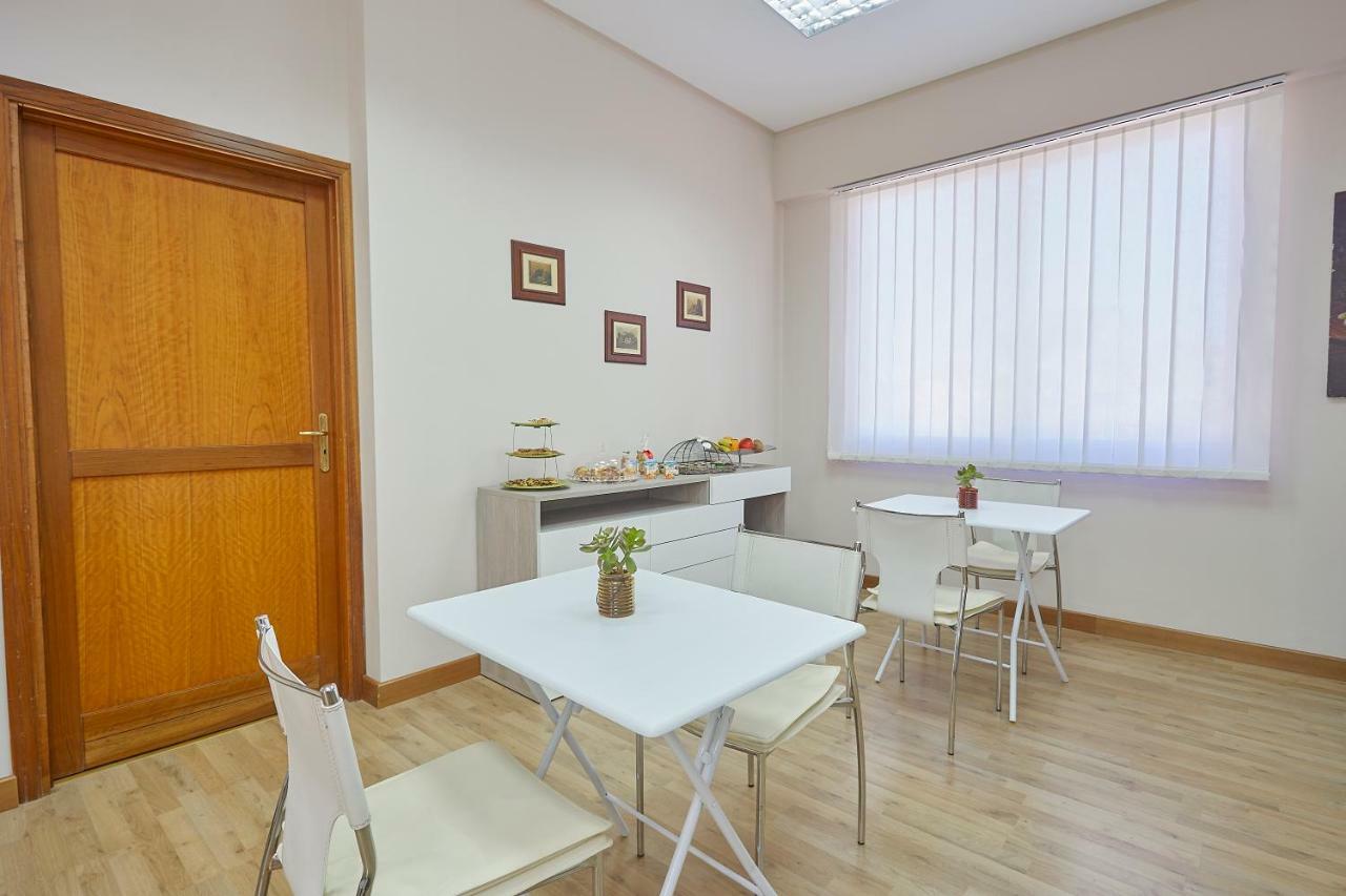Sturzo 44 Bed and Breakfast Παλέρμο Εξωτερικό φωτογραφία