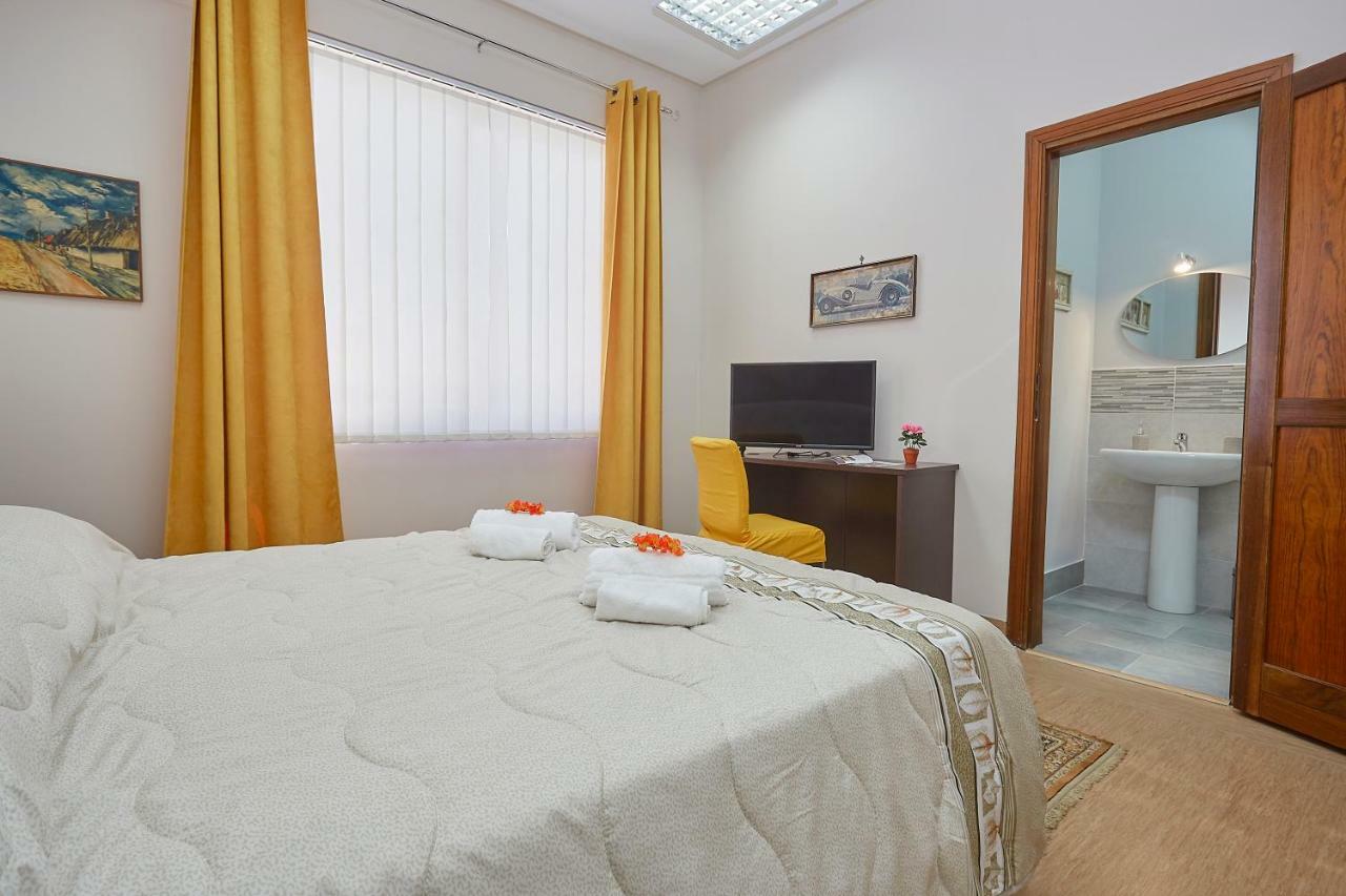 Sturzo 44 Bed and Breakfast Παλέρμο Εξωτερικό φωτογραφία
